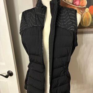 lululemon black puffer Vest